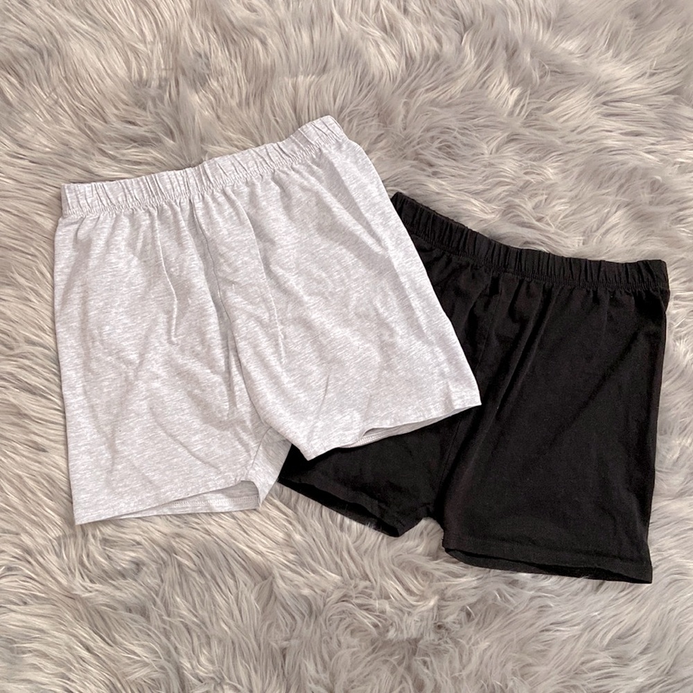 Pretty Little Thing - Lounge Shorts (2) - US 8